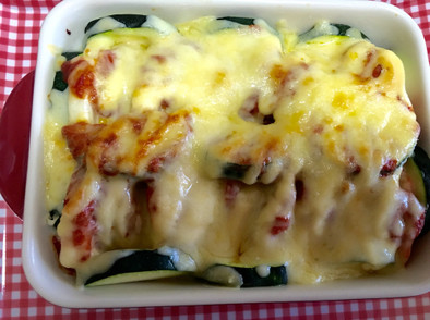 簡単美味しいな野菜と海老のチーズ焼きの写真
