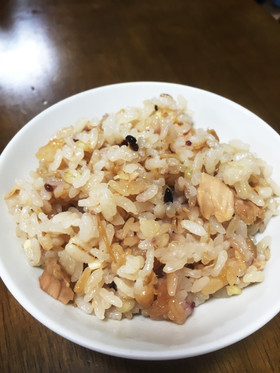 簡単安いうまい炊き込み御飯