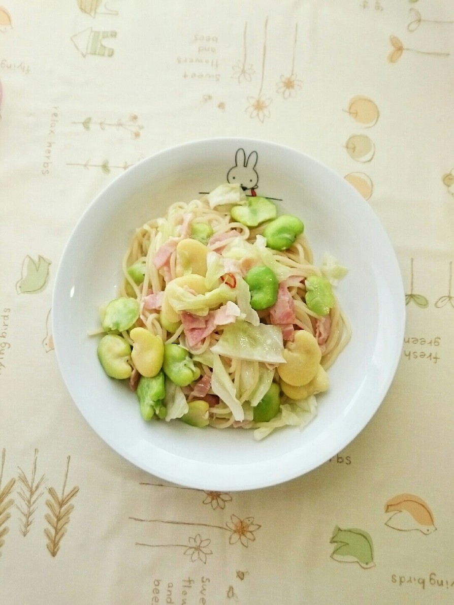 空豆と春キャベツのペペロンチーノの画像