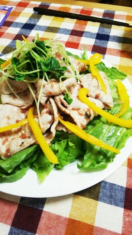 夏バテでも!冷しゃぶの梅にんにく和え