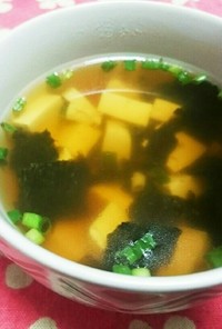 豆腐とねぎの簡単スープ