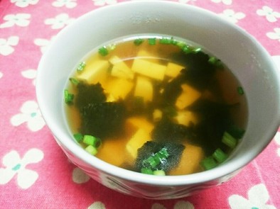 豆腐とねぎの簡単スープの写真