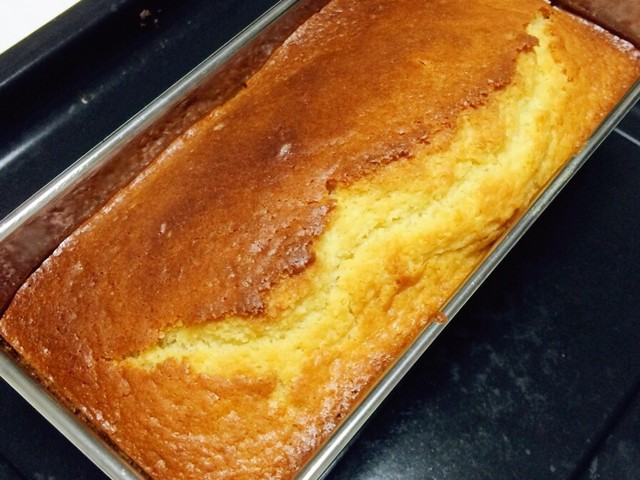 ふわふわバターと豆乳のパウンドケーキ レシピ 作り方 By N Doll T クックパッド 簡単おいしいみんなのレシピが360万品