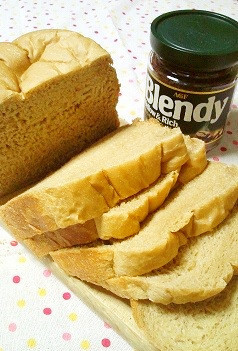 HBで、牛乳たっぷりカフェオレ食パン✿