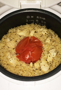 ささ身と丸ごとトマトの炊き込み玄米ご飯