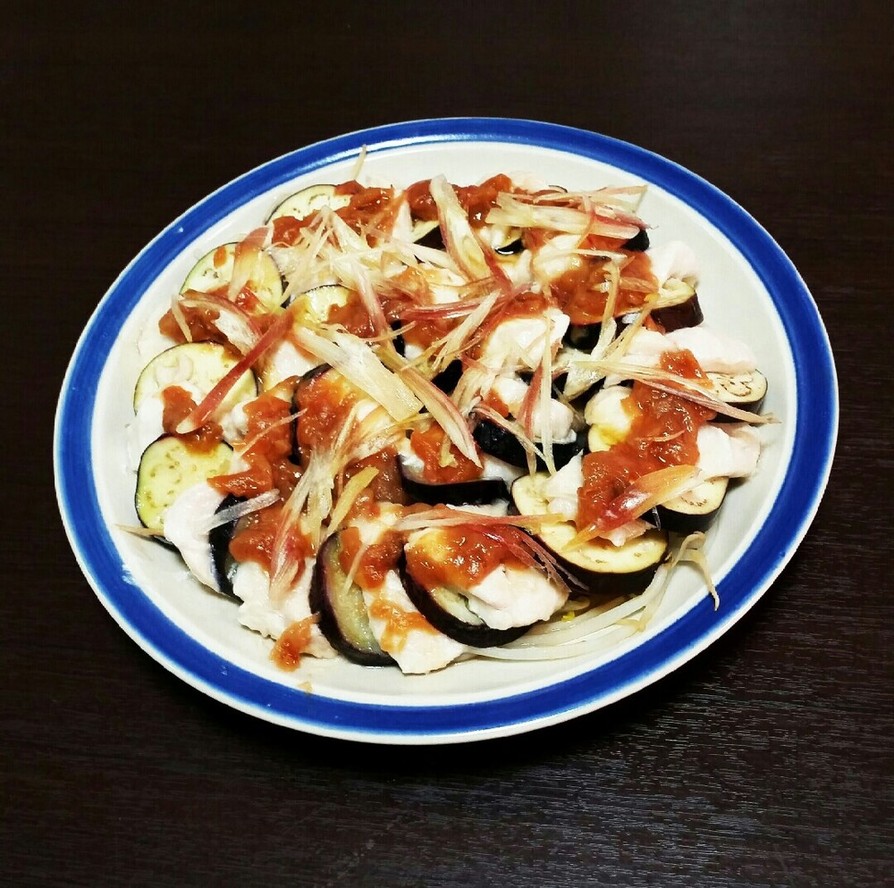 鶏肉と茄子と南高梅のレンジ蒸しの画像