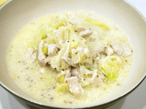 スキムミルクで鶏肉とキャベツのスープ煮の画像
