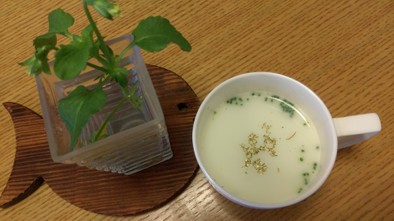 簡単☆ブロッコリーの牛乳スープ☆の写真
