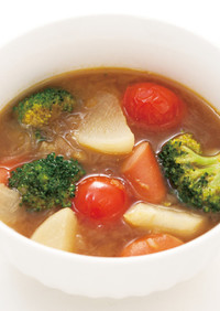 コンソメ野菜のカレー薫るスープ