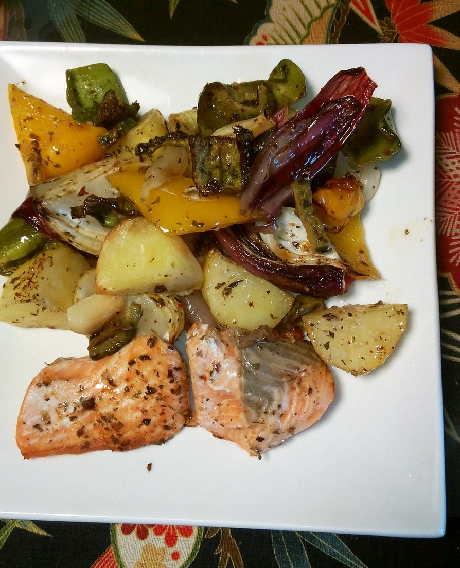 鮭と季節野菜のオーブングリルの画像