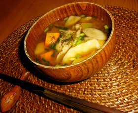 疲労回復&ツル肌☆夏のほうとう餃子スープ