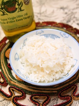 オリーブオイルで♪ふっくら美味しいごはん