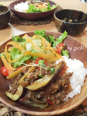 なすの挽肉あんかけごはんdeワンプレート