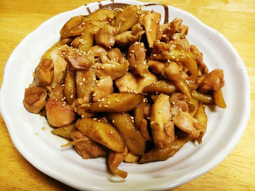 ☺鶏モモ肉とごぼうの甘辛煮☺の画像