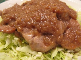 豚ヒレステーキ☆玉ねぎソース