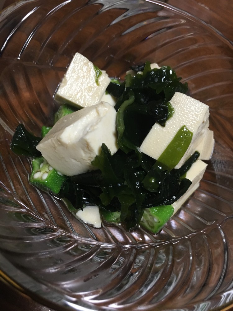 豆腐とオクラのポンサラダの画像
