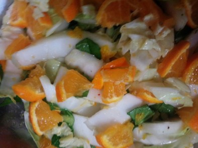 白菜たまごのオレンジサラダの写真