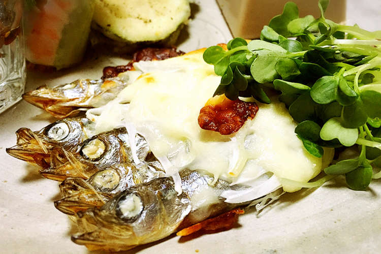 ししゃものオニオンチーズ焼き レシピ 作り方 By Olivecook クックパッド 簡単おいしいみんなのレシピが376万品