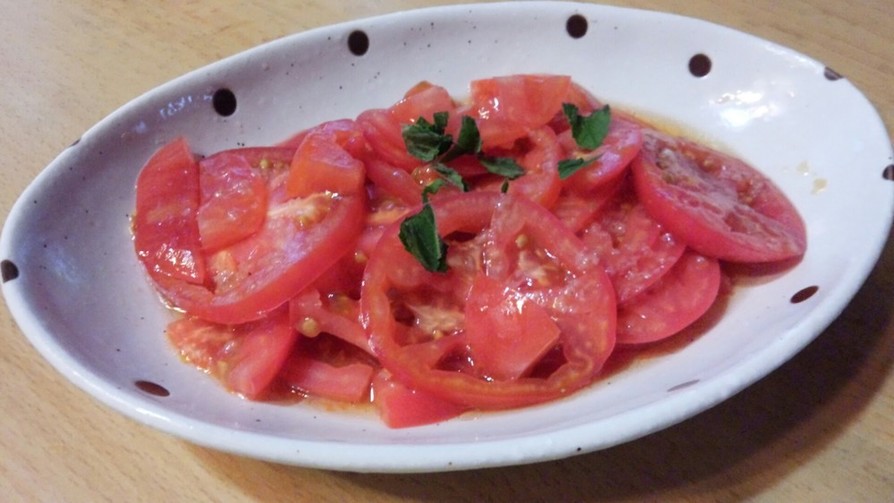 シンプル・トマト・サラダの画像
