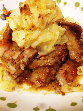 豚トロ焼きニンニクのソース
