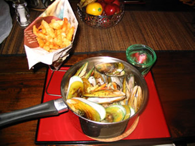ベルギー料理Vol.2ムール貝のワイン蒸の写真
