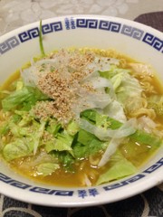 塩ラーメンでカレーラーメンをの写真