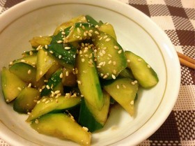 節約and時短!きゅうりのごま油和え