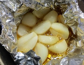 焼肉、BQに!ニンニクのホイル焼き
