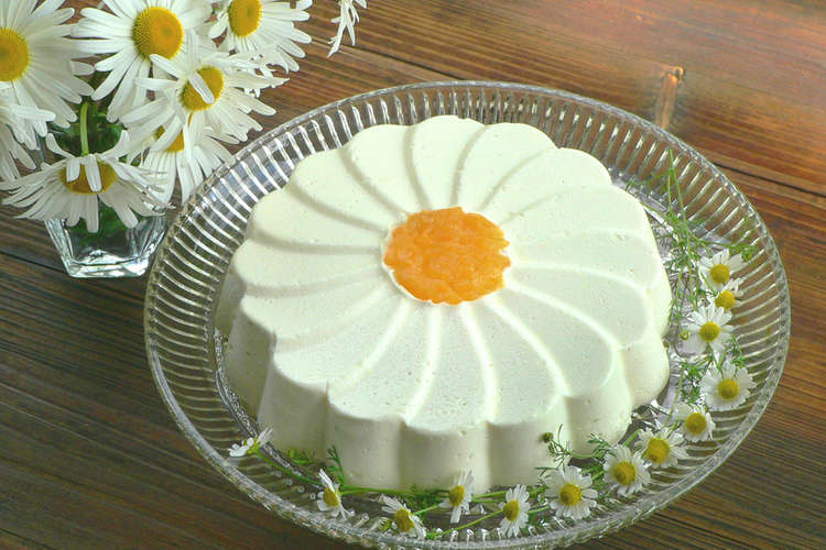 お花の型で作る カモミールのババロア レシピ 作り方 By パン ケーキ教室ポム クックパッド