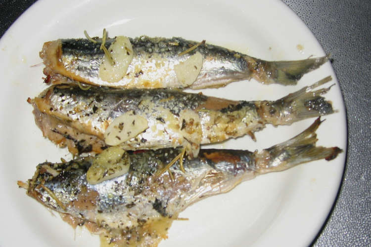 丸ごと食べられる いわしの香草焼き レシピ 作り方 By いよかんぴいる クックパッド 簡単おいしいみんなのレシピが360万品