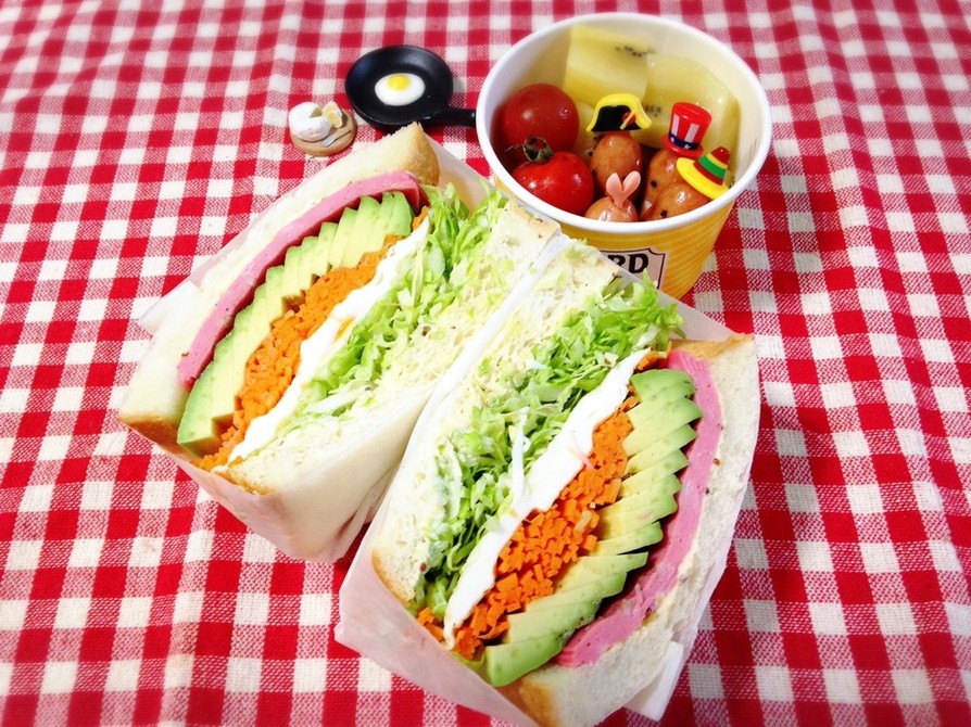 サンドイッチをクッキングシートで包む方法の画像
