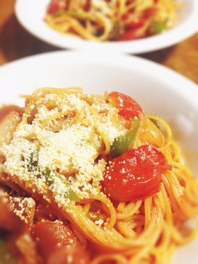 カフェスタイルなナポリタン♪
