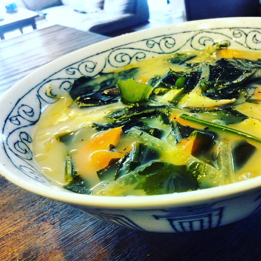 チャンポン風～野菜盛もやしの食べるスープの画像