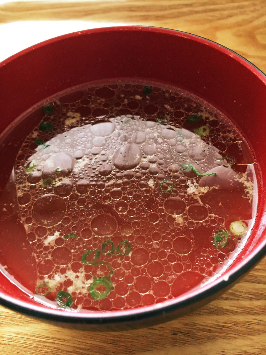 鶏皮出汁のスープの画像