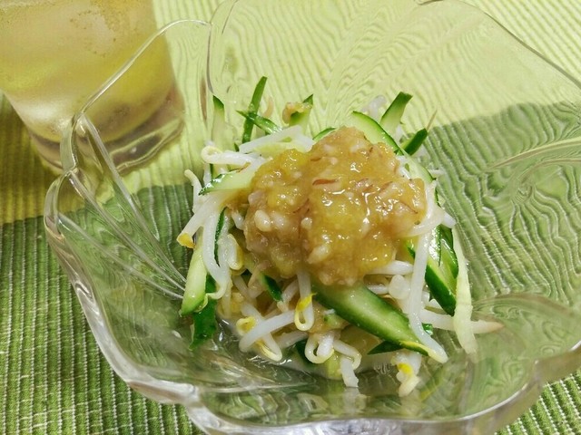 夏にぴったり 梅味噌ドレッシング レシピ 作り方 By まるほみそ クックパッド 簡単おいしいみんなのレシピが357万品