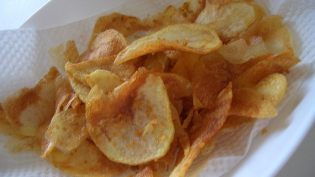 手作りコンソメポテトチップス レシピ 作り方 By Emiママ クックパッド 簡単おいしいみんなのレシピが359万品