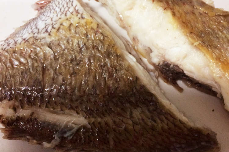 簡単 フライパンで鯛の切り身の塩焼き レシピ 作り方 By あゆみっこママ クックパッド 簡単おいしいみんなのレシピが352万品