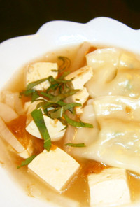 サンラータン風スープ餃子