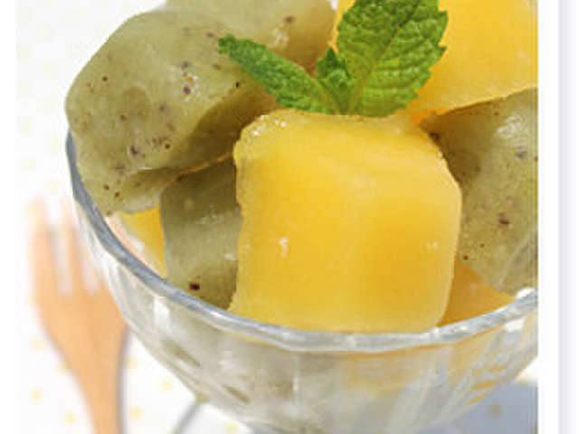 ココナッツ フルーツのアイスキューブ By ビオフロレスタ