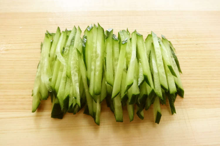 基本の切り方 せん切り きゅうり レシピ 作り方 By 春日部市保健センター クックパッド 簡単おいしいみんなのレシピが359万品
