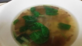 簡単!エビ殻でコンソメスープ