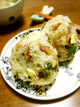 鯖とチーズと大葉のおにぎり