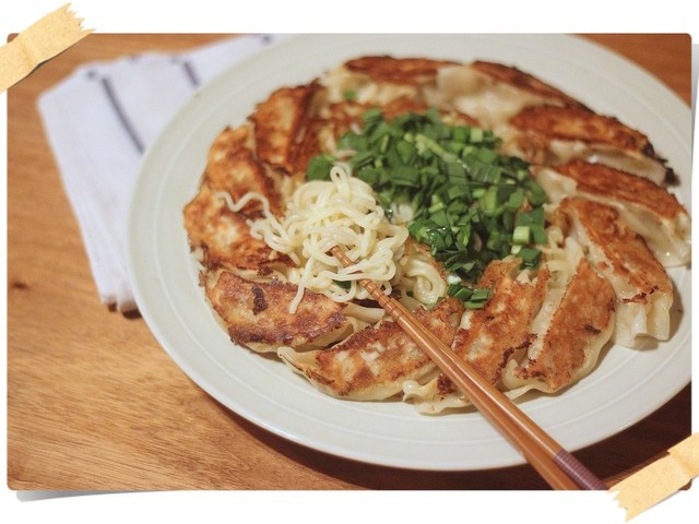 ボリューム満点 パリッと餃子焼きそば レシピ 作り方 By フルラン クックパッド 簡単おいしいみんなのレシピが360万品 ボリューム満点 パリッと餃子焼きそば レシピ 作り方 By フルラン クックパッド 簡単おいしいみんなのレシピが360万品