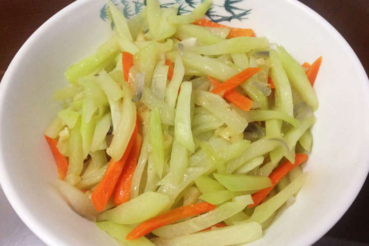 ハヤトウリと人参の炒めもの レシピ 作り方 By クックhkki7o クックパッド 簡単おいしいみんなのレシピが366万品