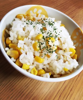 旬の生とうもろこしで炊き込みごはん♡