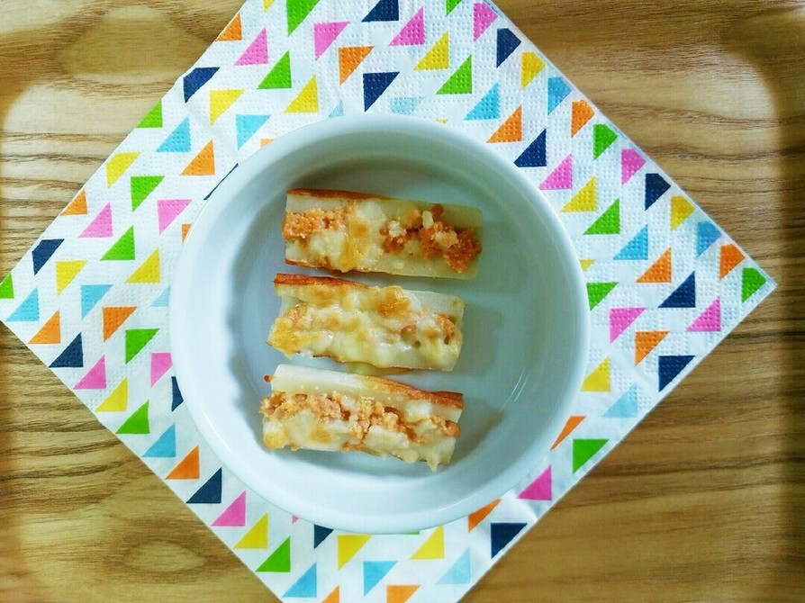 お弁当に！ちくわと鮭フレークのチーズ焼きの画像