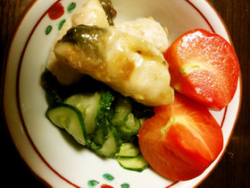 鶏胸肉の大葉ナス巻き酒蒸し梅あんかけ