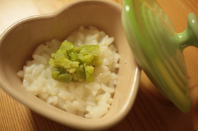 【離乳食】ベビーブレッツァで蒸しそら豆
