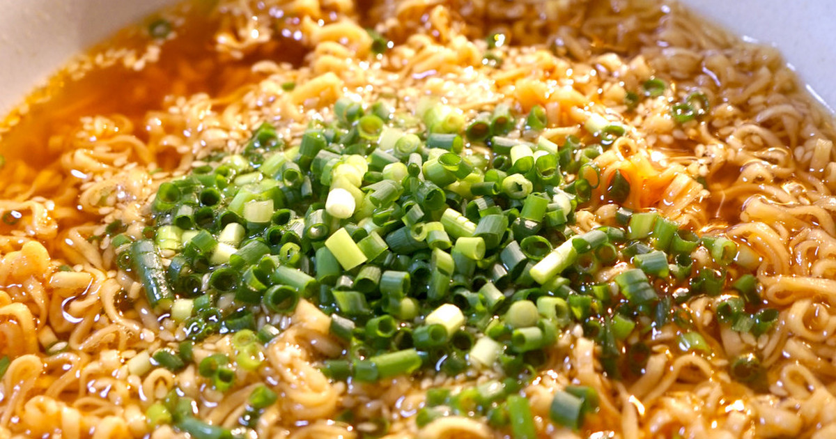入れるだけで風味 ピリ辛チキンラーメン レシピ 作り方 By 匡masa クックパッド 簡単おいしいみんなのレシピが360万品