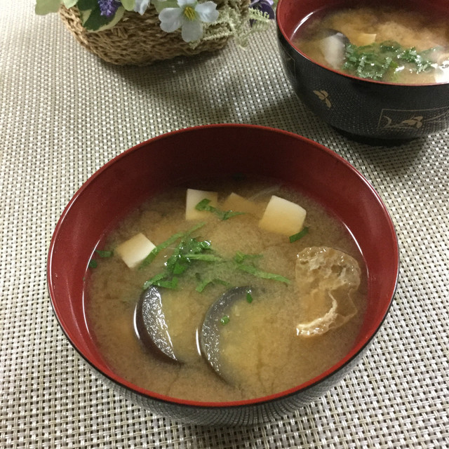 大葉入り なすとお豆腐のお味噌汁 レシピ 作り方 By Yuminan47k クックパッド 簡単おいしいみんなのレシピが352万品